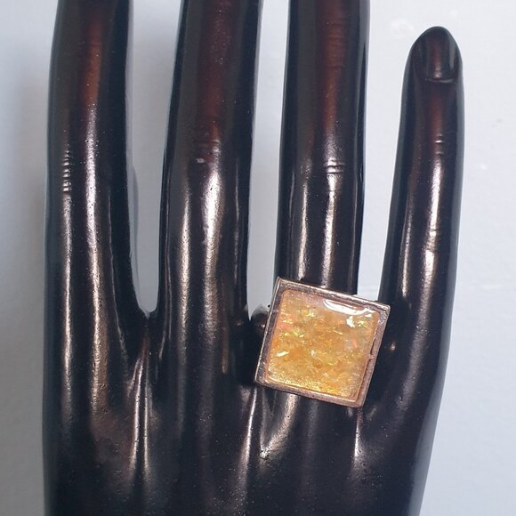 Very Unique Bold Vintage Faux Yellow Opal German Silver Ring - Picture 6 of 11